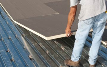 benefits of insulating Bwlchgwyn flat roofing